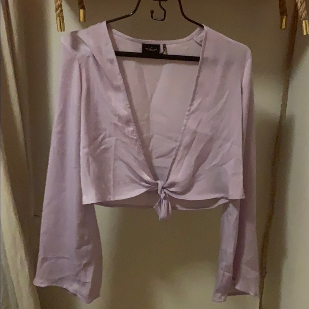 UO Silk crop shirt with wide arms, Size M